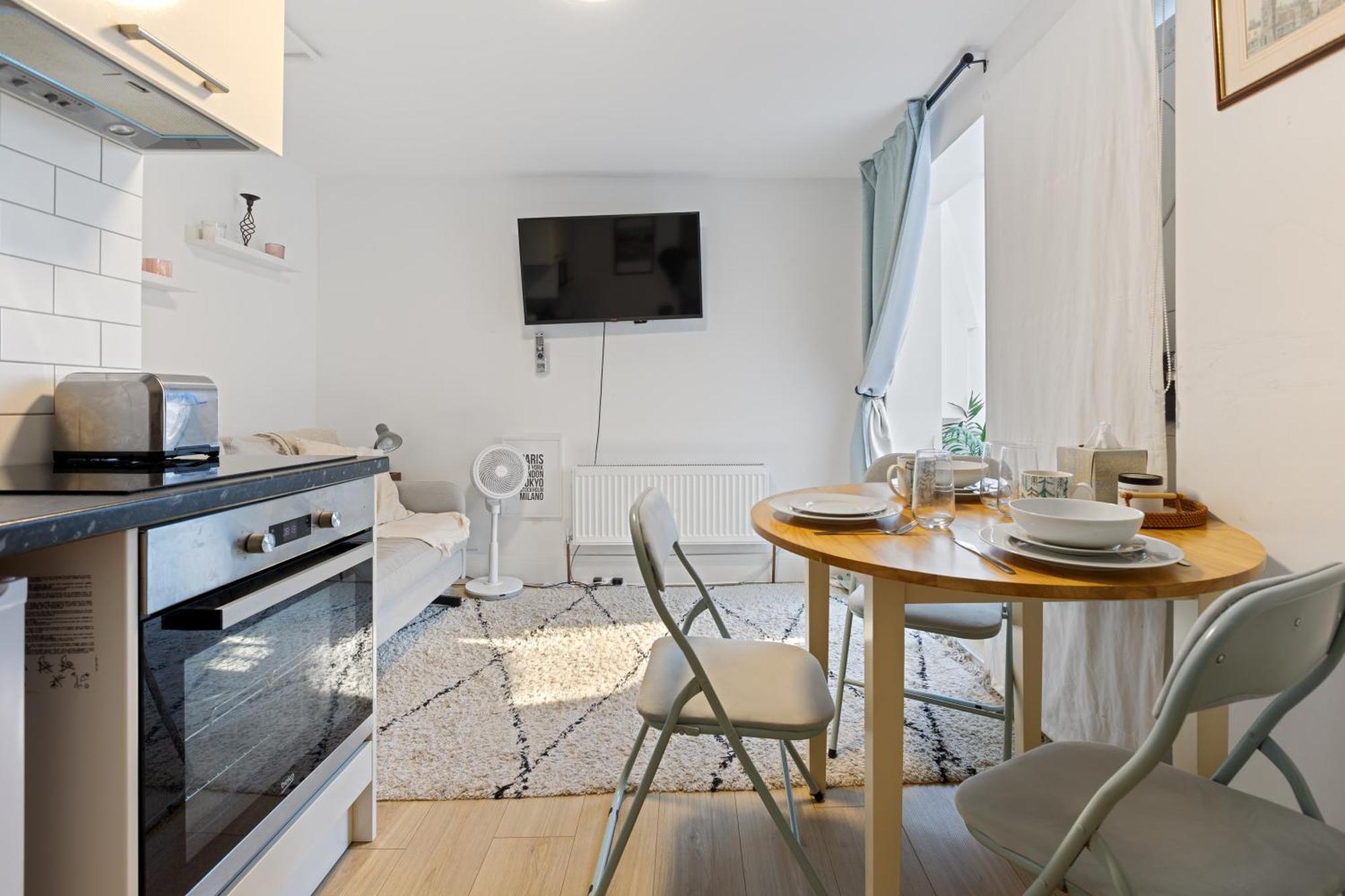 Modern Flat & Balcony In Historic West Kensington Apartment London Ngoại thất bức ảnh